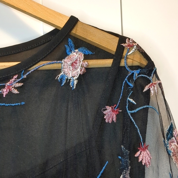 Embroidered Flower Mesh Black Top - Picture 2 of 3